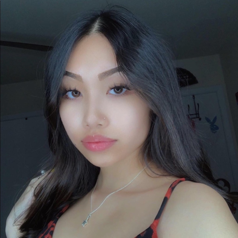 Meet your Posher, Aria